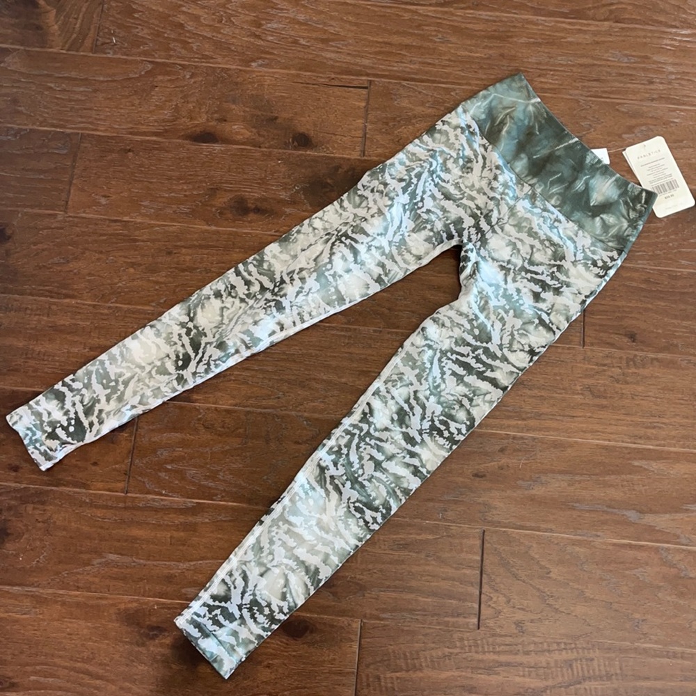Fabletics high waisted seamless legging